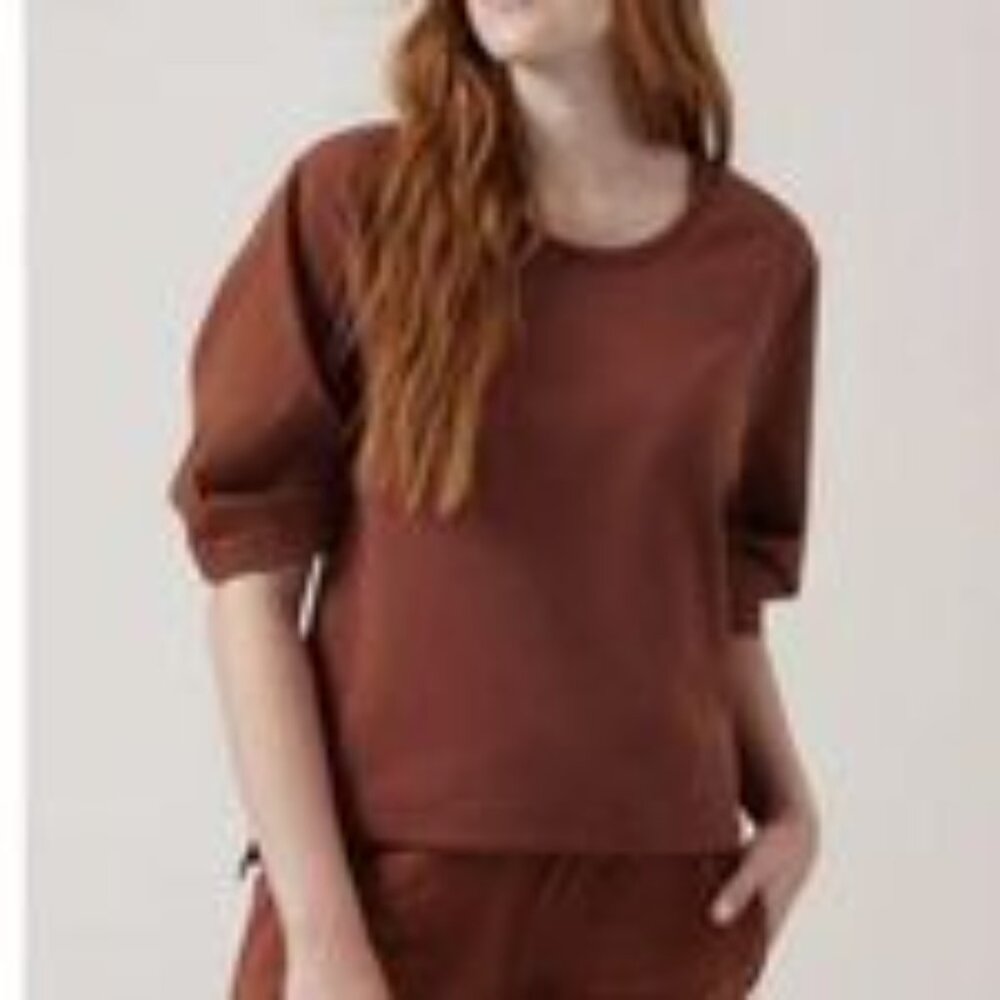 Athleta top